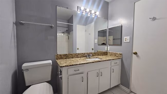 Constitution Square Apartments photo 3