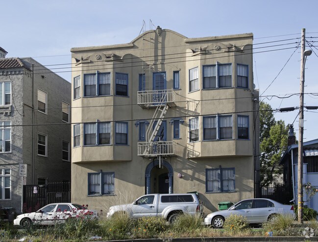 721 40th Street, Oakland, CA 94609 photo 4