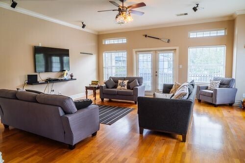 612 8th Street, Kemah, TX 77565 photo 5
