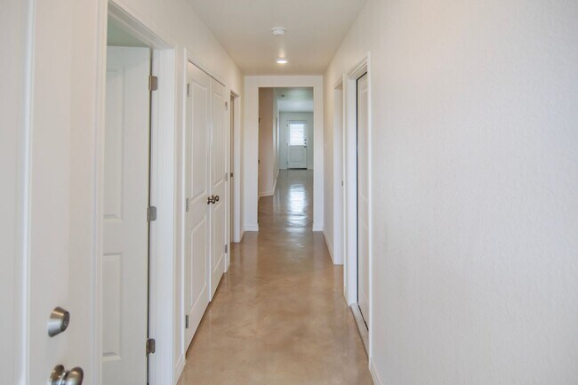 1261 Lehmann Dr Copperas Cove, TX 76522 photo 2
