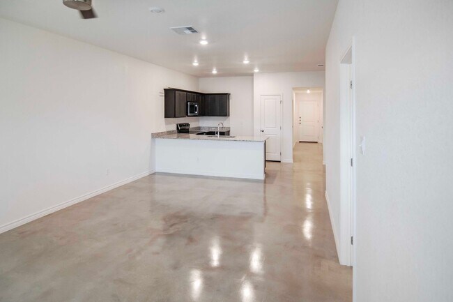 1261 Lehmann Dr Copperas Cove, TX 76522 photo 4