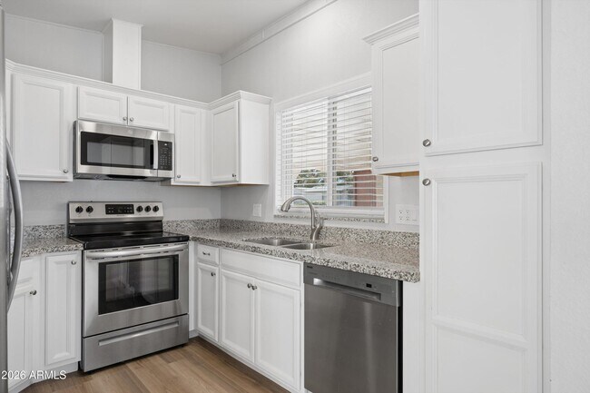 1864 E Augusta Ave Chandler, AZ 85249 photo 3