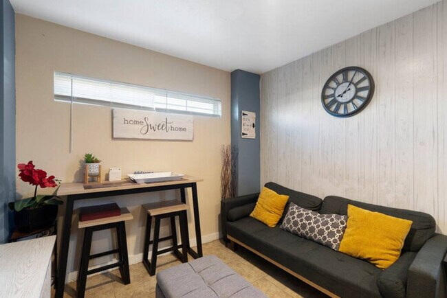 320 North 13th Place, Phoenix, AZ 85006 photo 5