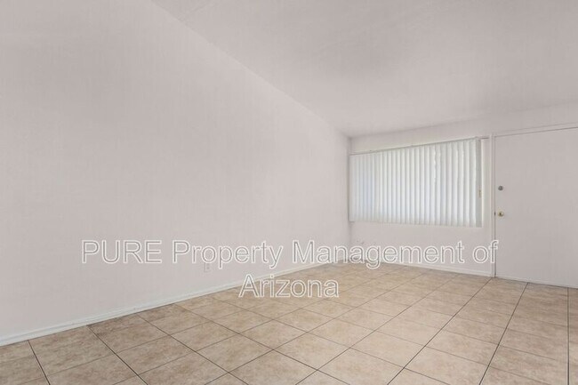 1624 E Campbell Ave Phoenix, AZ 85016 photo 3