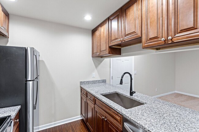 Park Place Apartments photo 4