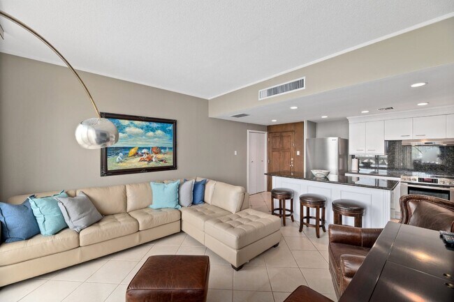 1801 Lavaca St Austin, TX 78701 photo 2
