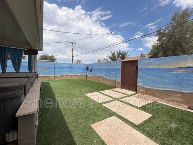 2514 E Fairmount Ave Phoenix, AZ 85016 photo 5