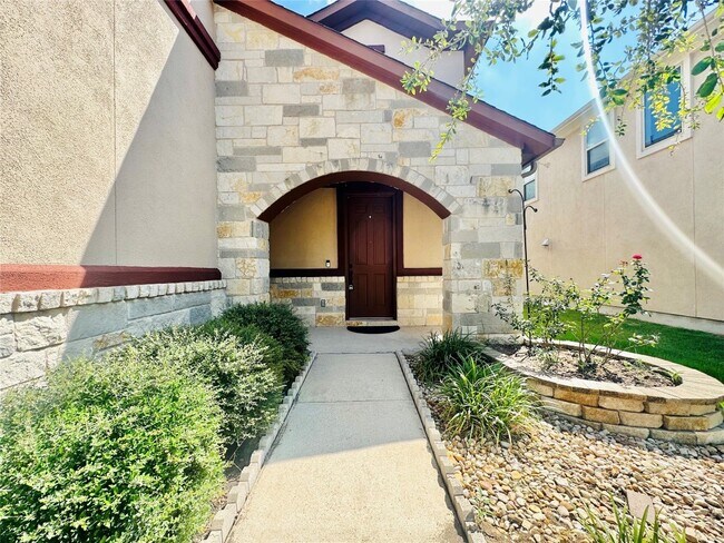7317 Highland Bluff Cove Austin, TX 78735 photo 3