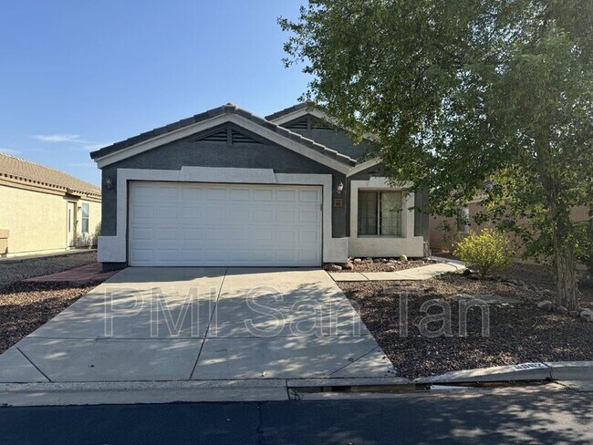 6662 E Escape Ave photo 2
