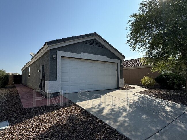 6662 E Escape Ave photo 3