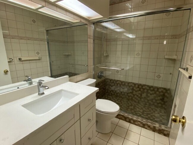 1078 Bendmill Way, San Jose, CA 95121 photo 4