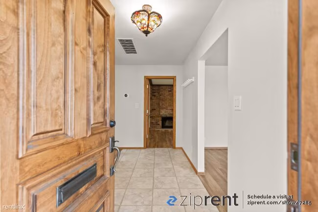 1349 Thunderbird Avenue, Sunnyvale, CA 94087 photo 4