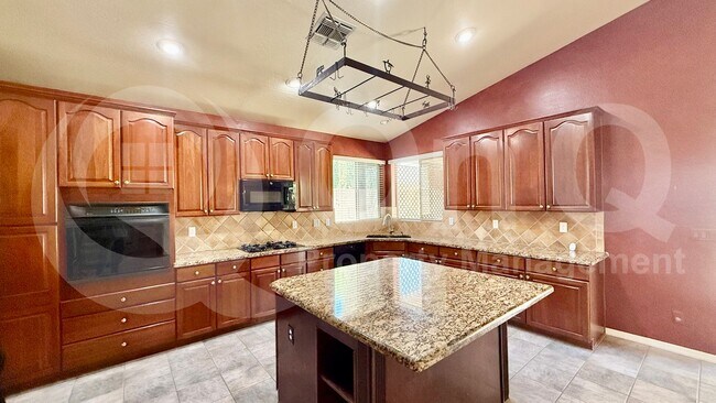 21708 N 70th Dr Glendale, AZ 85308 photo 4