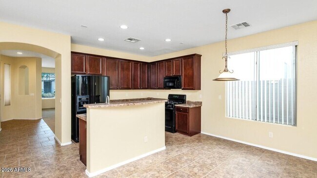 6013 W Park View Ln Glendale, AZ 85310 photo 5