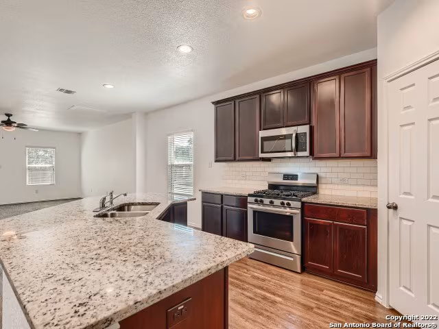 15111 Pandion Dr San Antonio, TX 78245 photo 5