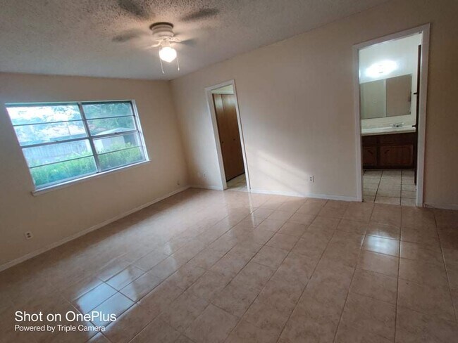1903 Standridge St Killeen, TX 76543 photo 4