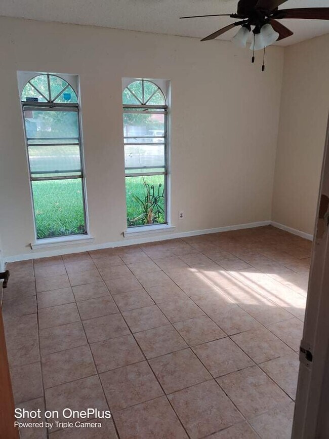 1903 Standridge St Killeen, TX 76543 photo 3