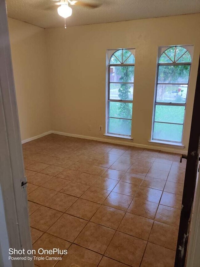 1903 Standridge St Killeen, TX 76543 photo 5