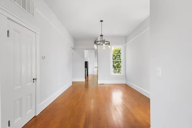 1913 Broadway Alameda, CA 94501 photo 3