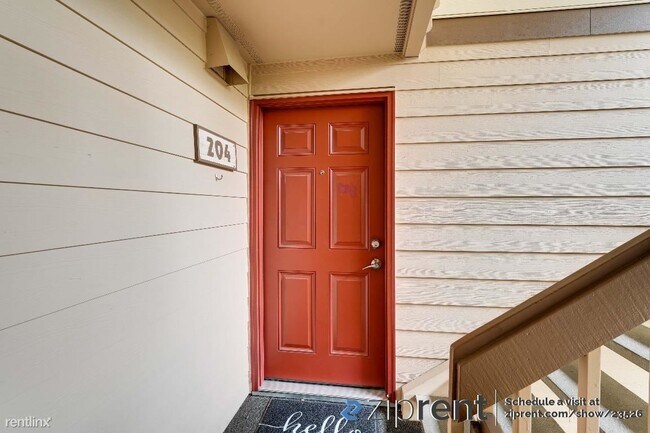 12505 Northeast 143rd Street, Kirkland, WA 98034 photo 4
