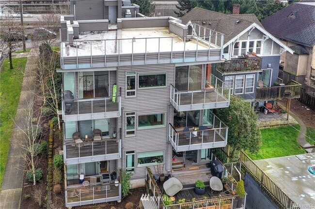 2731 Boylston Ave E Seattle, WA 98102 photo 3