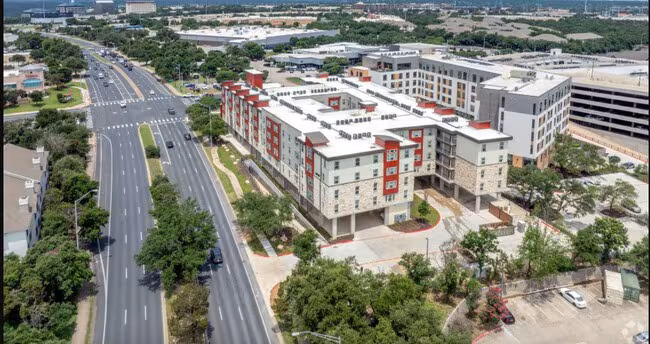 10010 N Capital of Texas Hwy Austin, TX 78759 photo 2