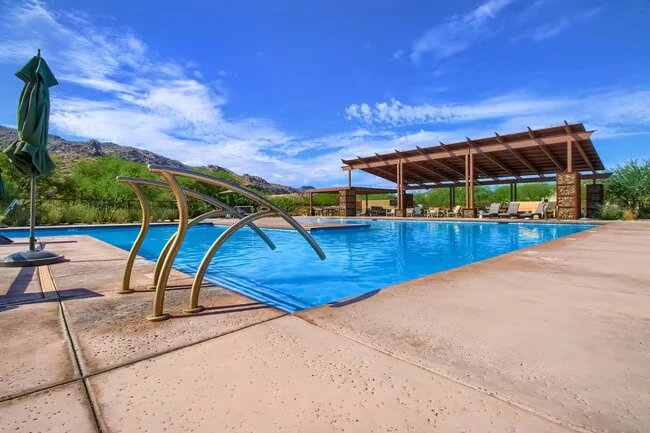1005 E Paseo Way Phoenix, AZ 85042 photo 4