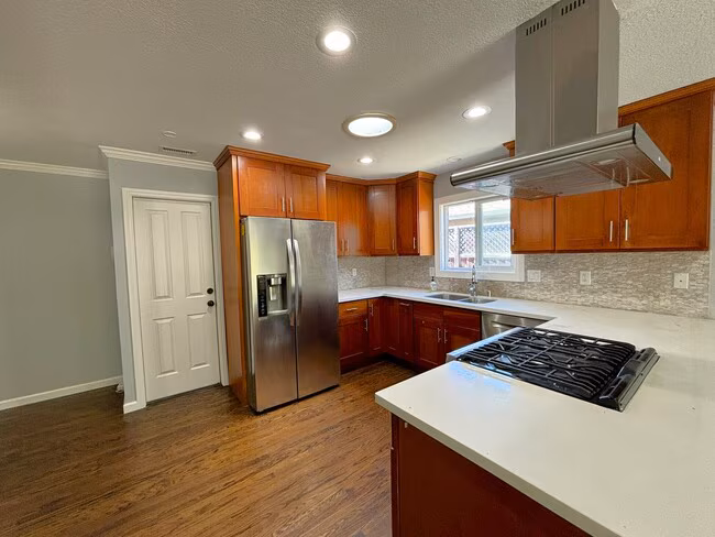 38500 Athy Court, Fremont, CA 94536 photo 2