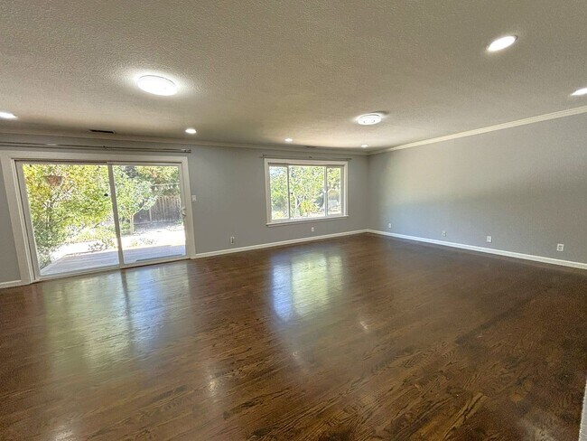 38500 Athy Court, Fremont, CA 94536 photo 4