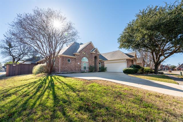 6605 Baycrest Cir Sachse, TX 75048 photo 2
