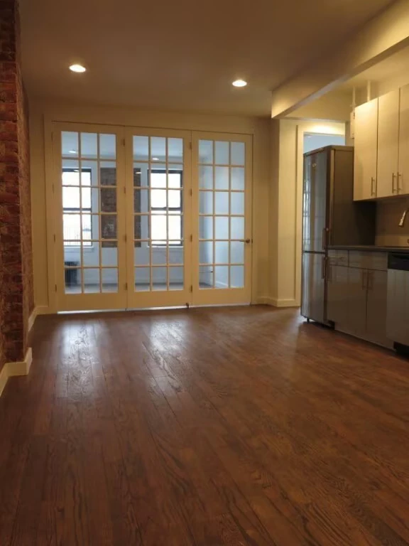 684 Riverside Dr New York, NY 10031 photo 4