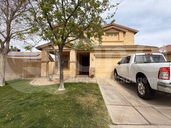 2450 E Darrel Rd Phoenix, AZ 85042 photo 2