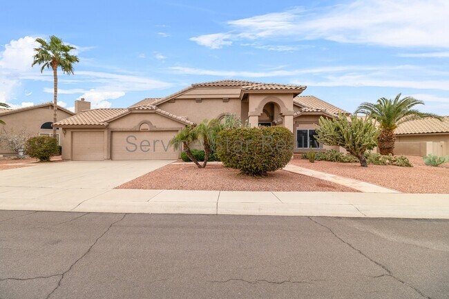 18768 N 89th Ln photo 2