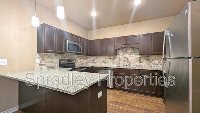 1041 Hibiscus Dr Belton, TX 76513 photo 3