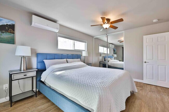 6479 Carthage St San Diego, CA 92120 photo 5