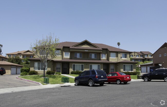 Lofgren Terrace - Military Housing photo 2