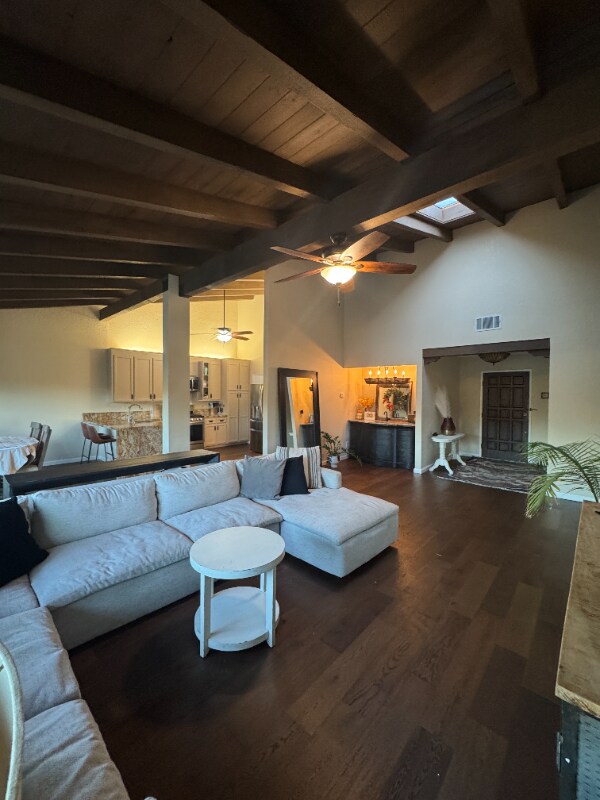 1346 Miraflores Glen, Escondido, CA 92026 photo 4