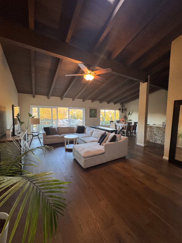 1346 Miraflores Glen, Escondido, CA 92026 photo 2