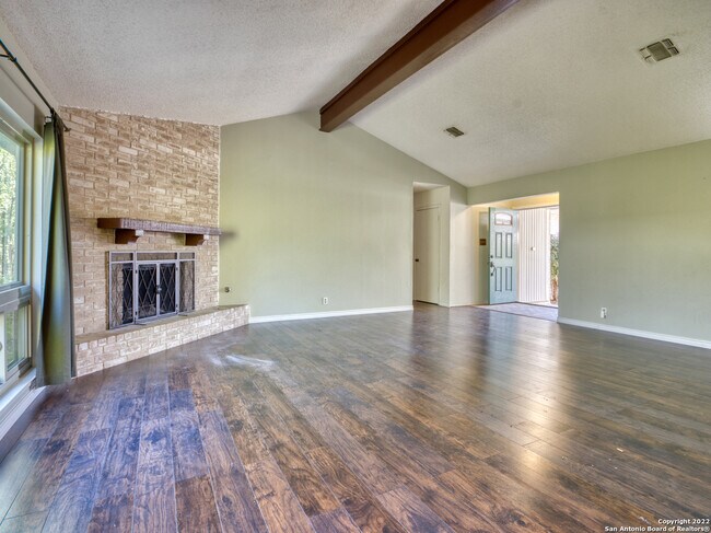 6215 Bellwood St San Antonio, TX 78249 photo 5