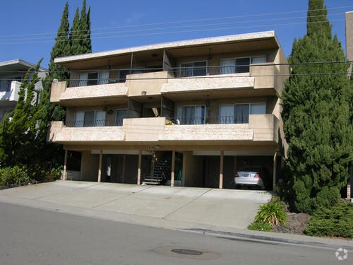 16288 Saratoga photo 2