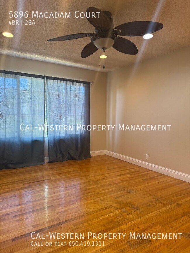 Single Family Home, 4 Bedroom 2 Bath Home on Corner Lot photo 5