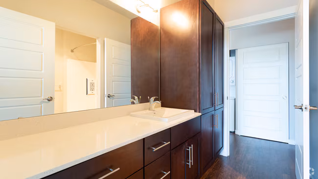 MOTIF APTS photo 5