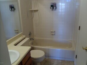 8111 West Wacker Road, Peoria, AZ 85381 photo 4