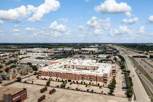 Trinity Mills Condominium photo 4