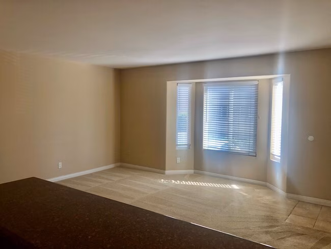 5722 Riley St San Diego, CA 92110 photo 5