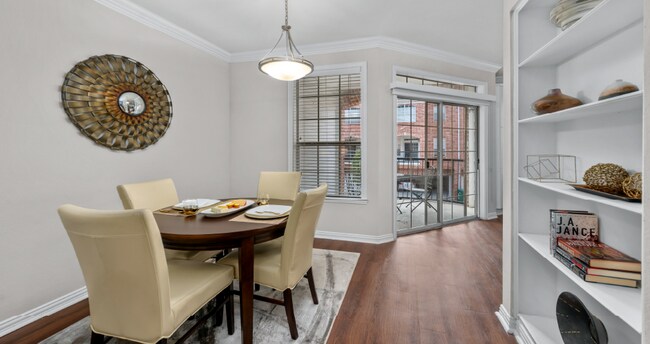 Tuscany Court Apartments photo 2