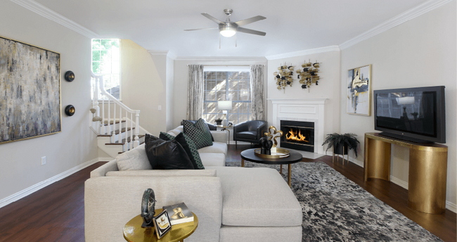 Tuscany Court Apartments photo 3