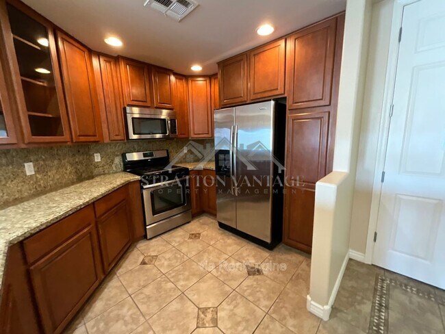 5350 E Deer Valley Dr Phoenix, AZ 85054 photo 5