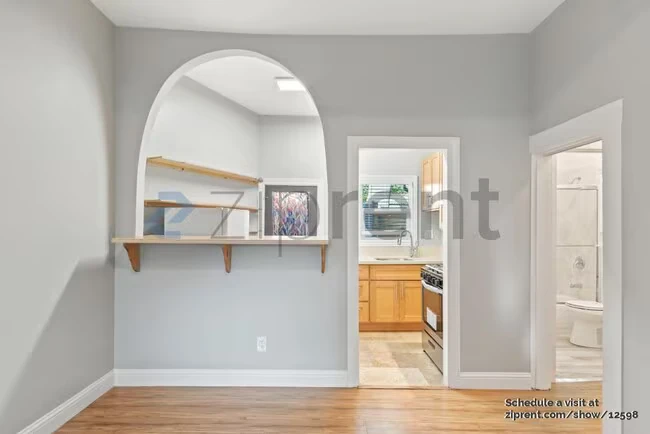 Unit A photo 3