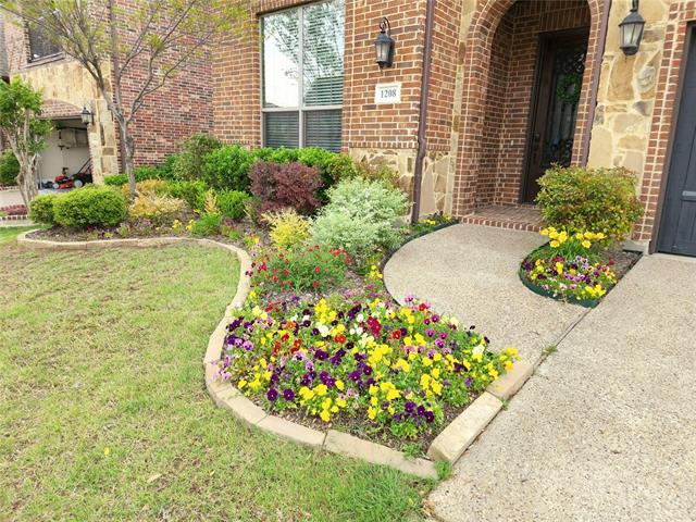 1208 Melcer St Plano, TX 75074 photo 4